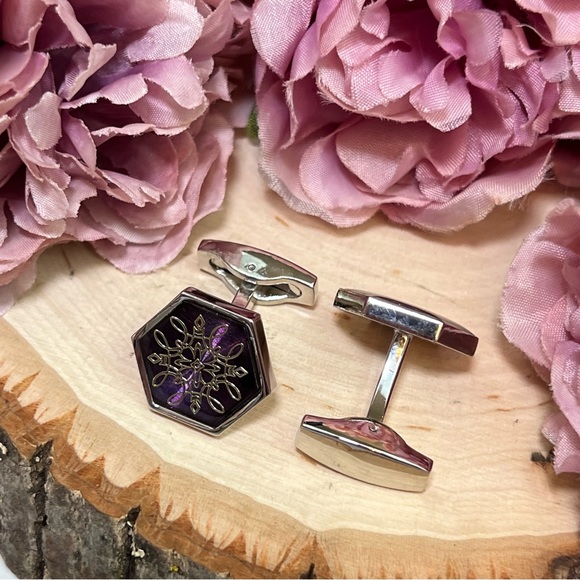Stunning French Inspired Engraved Purple Hexagon Cufflinks - Picture 9 of 16